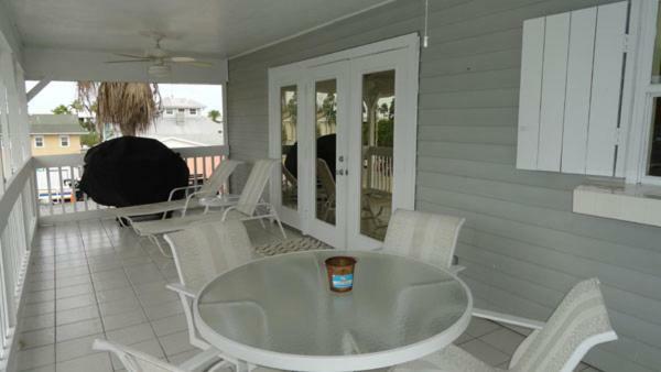 Good Times Both Units Townhouse Holiday home *