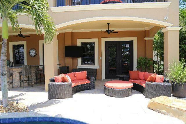 425 Palermo Circle * Fort Myers Beach