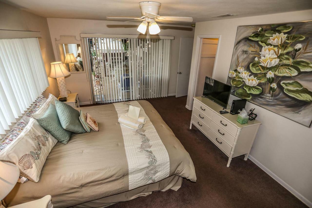 5167 Estero Holiday home