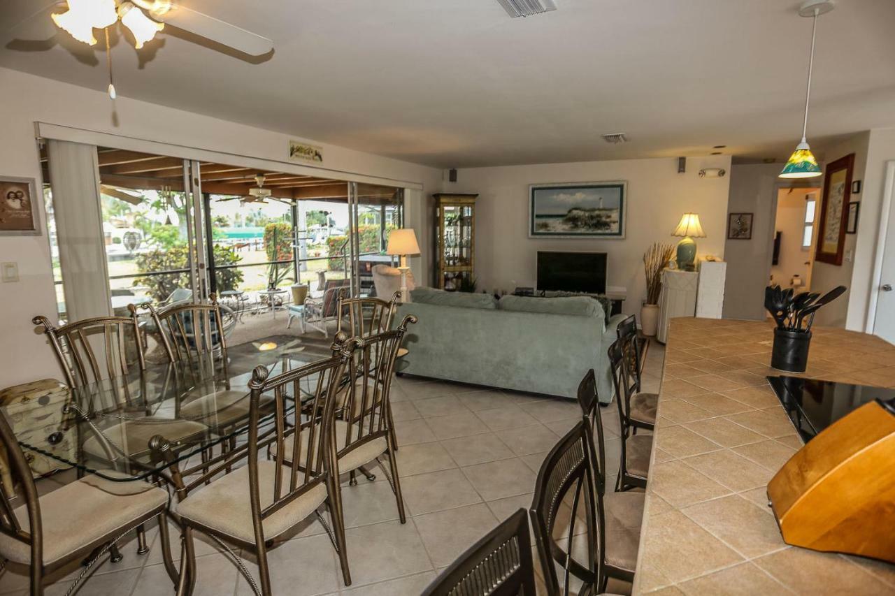 5167 Estero Holiday home *