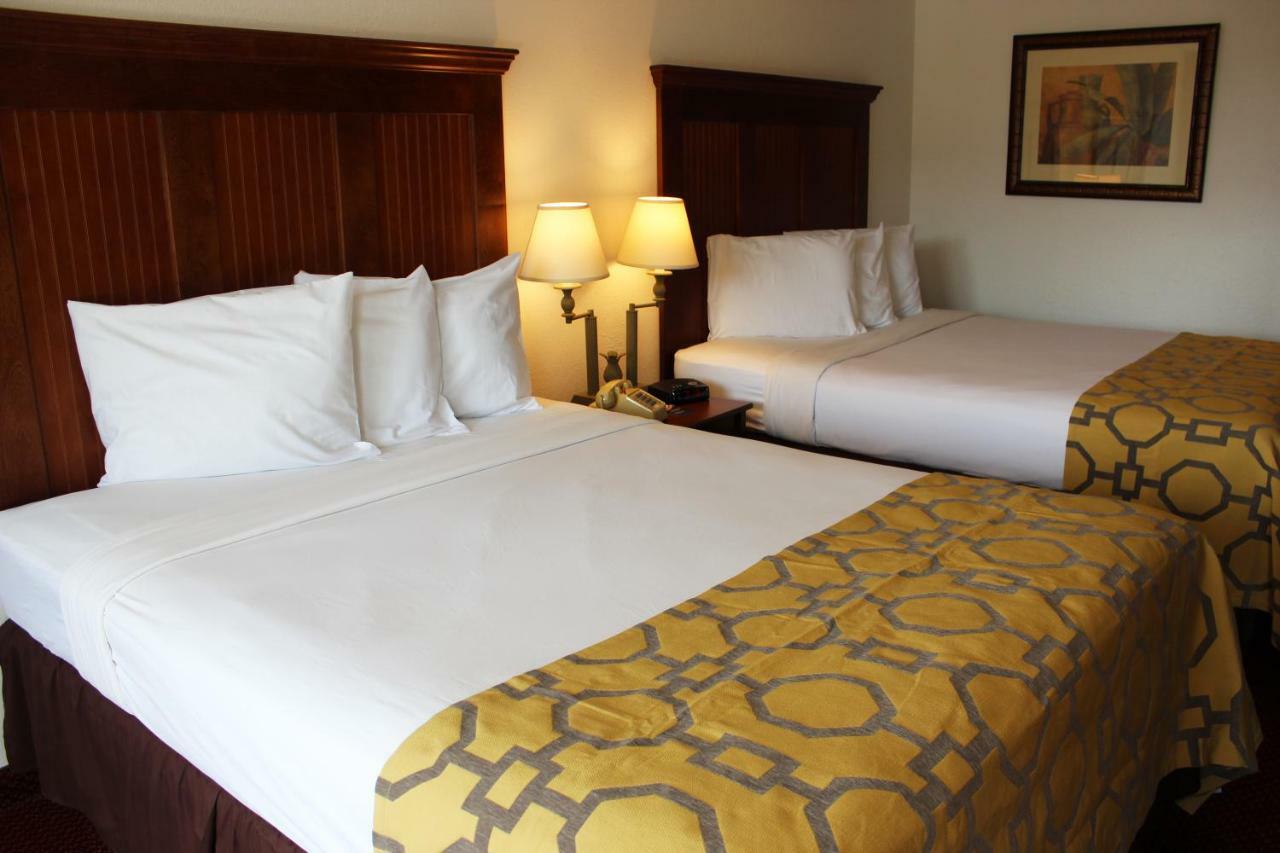 Baymont By Wyndham Celebration Hotel