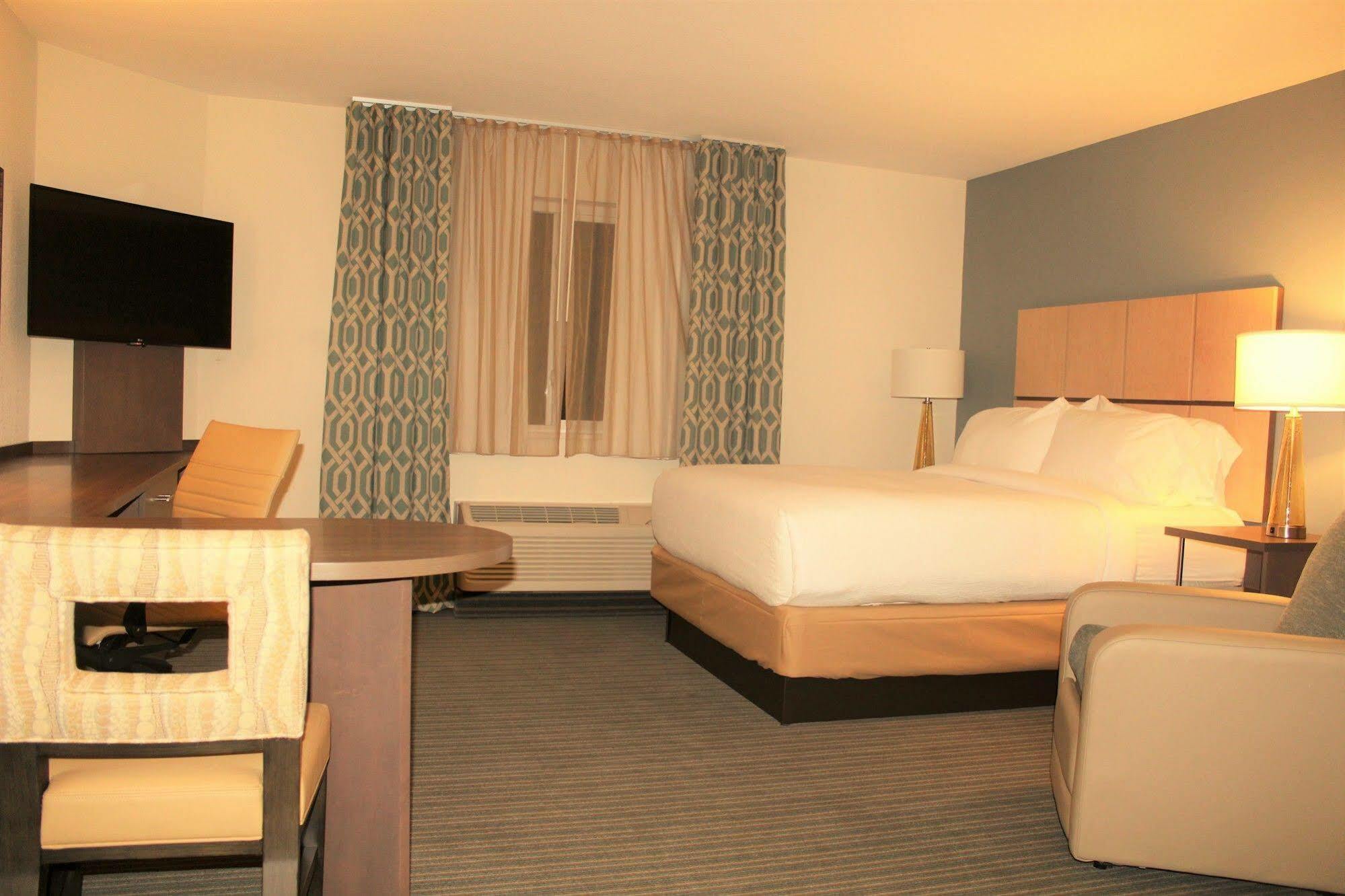 Candlewood Suites - Pensacola - University Area By Ihg 3*