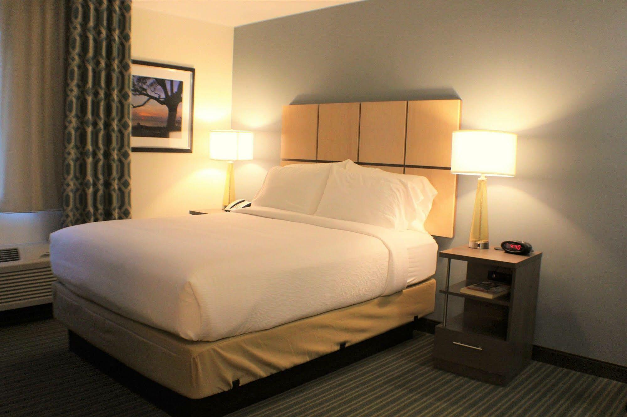 Candlewood Suites - Pensacola - University Area By Ihg