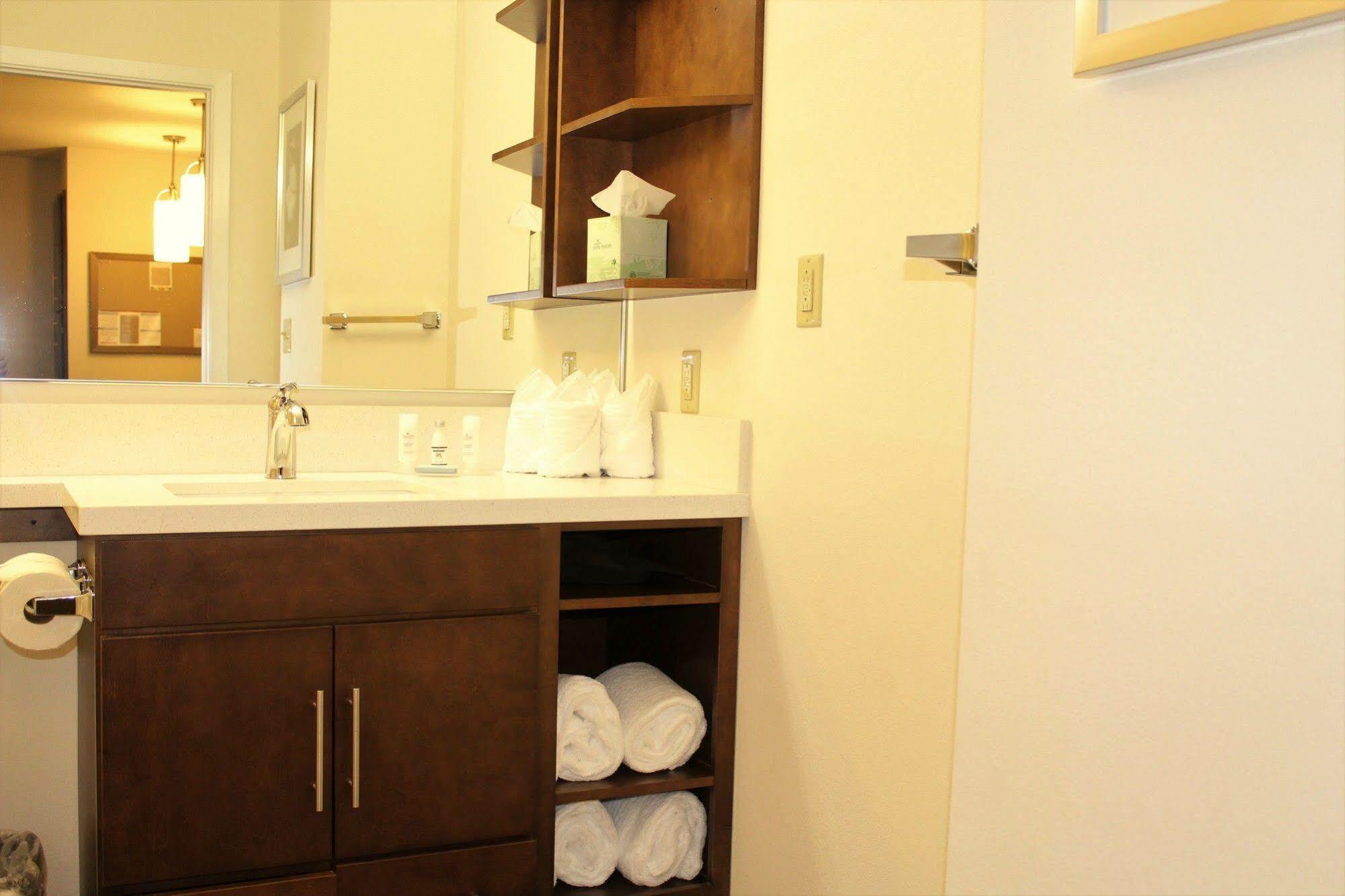 Candlewood Suites - Pensacola - University Area By Ihg 3* Pensacola