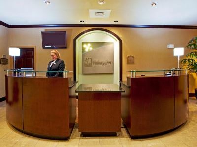 & - - Wells Rd. Hotel 3*