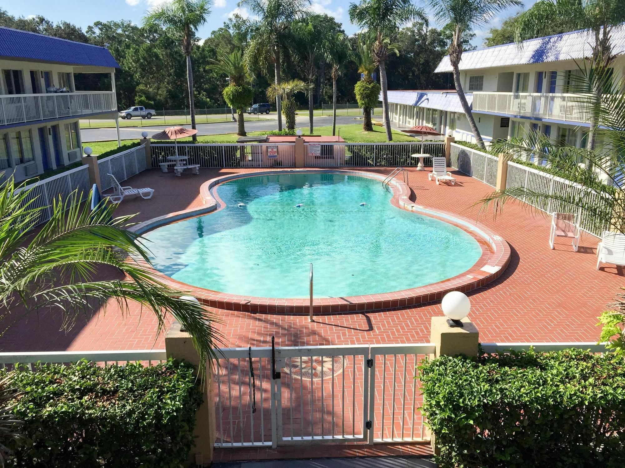 Hotel 6-daytona Beach, Fl - Speedway