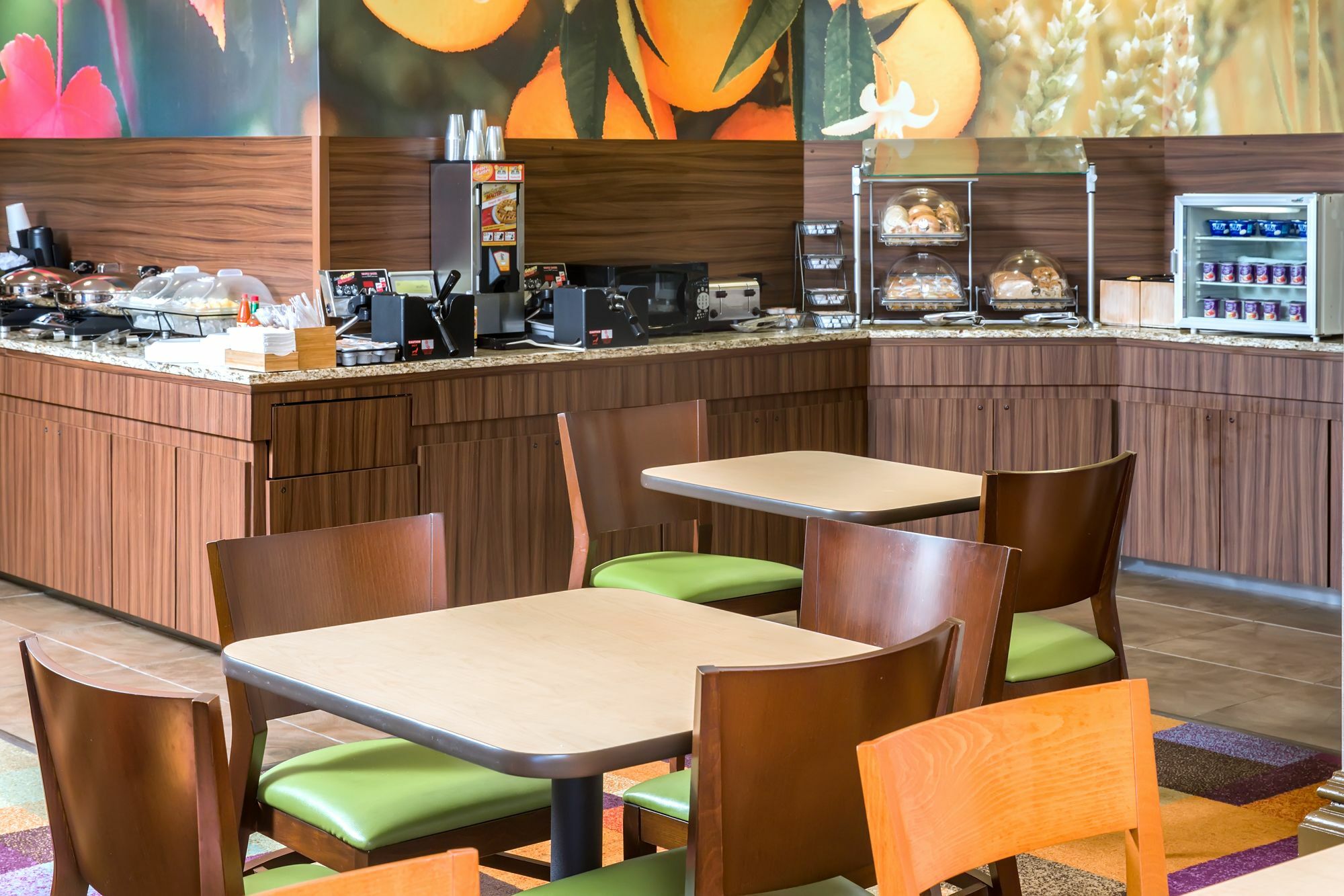 Fairfield & Airport Hotel 3*