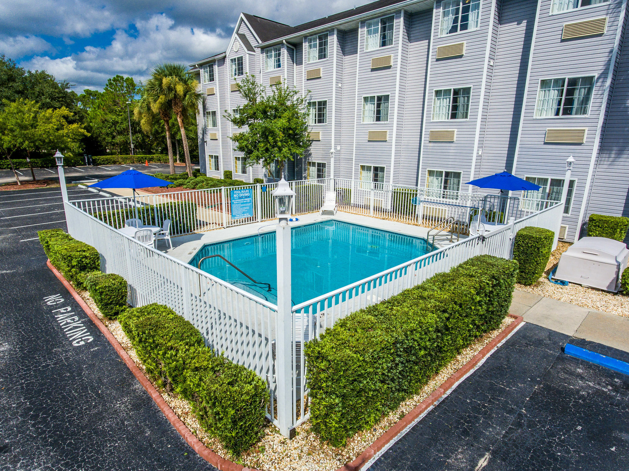 Hotel Microtel & By Wyndham I-95 2*