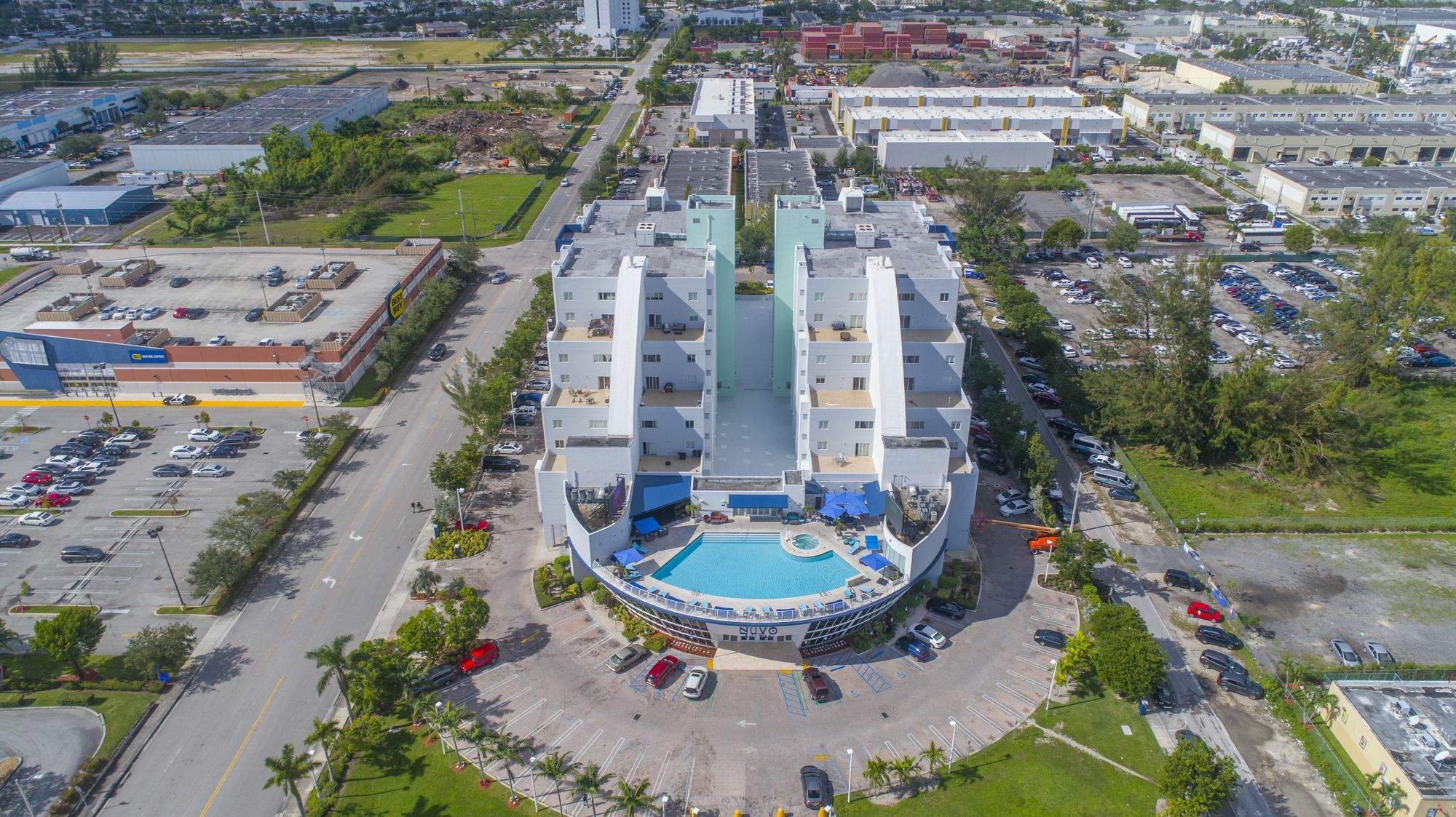 Nuvo - Miami Doral