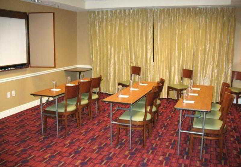 Hotel By Marriott