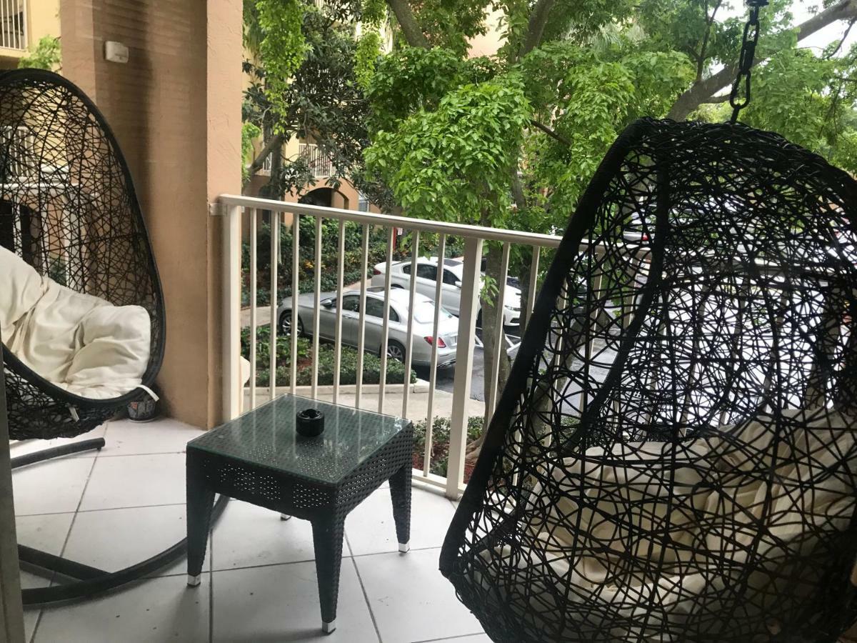 The Nautical! Amazing 3bed 2bath At Yacht Club * Aventura