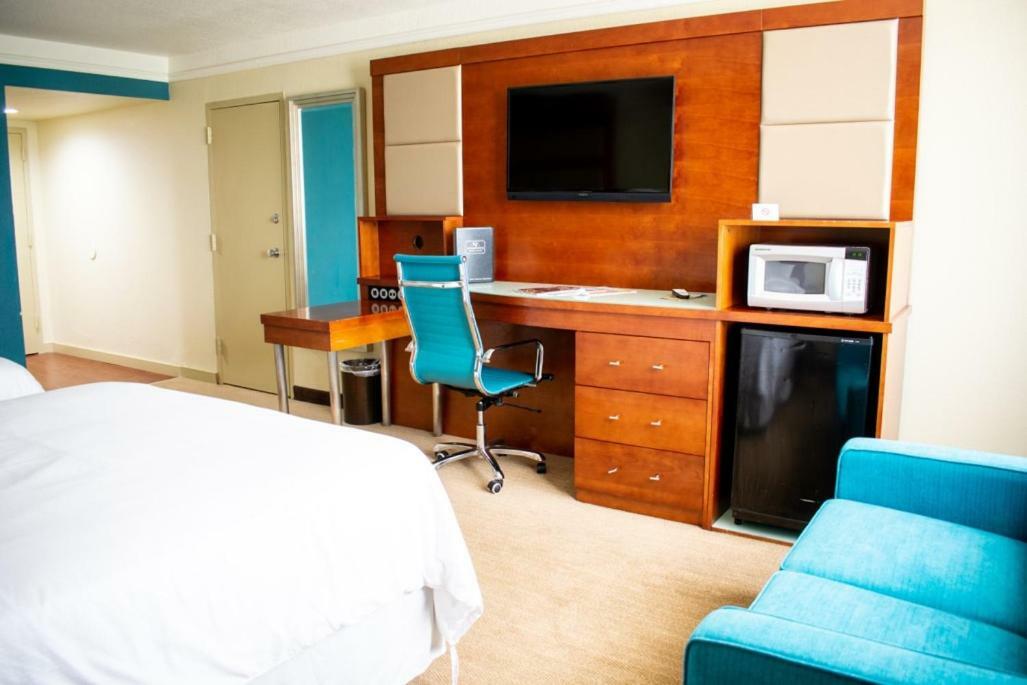 Hotel Waterfront & 3*