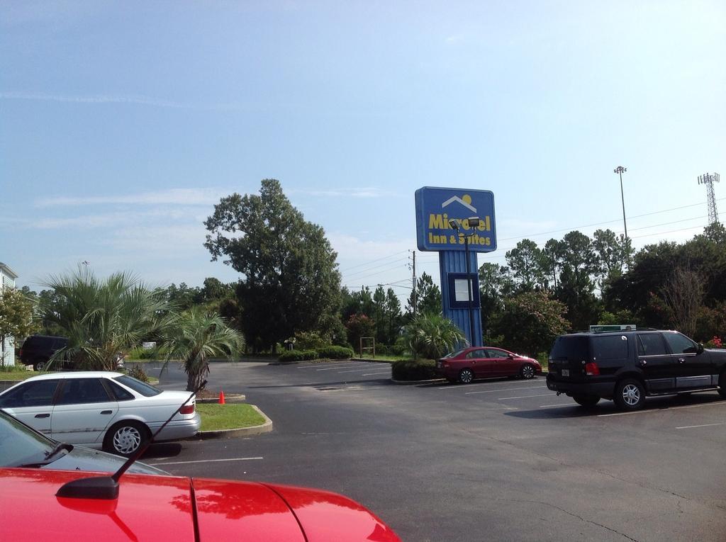 Super 8 By Wyndham Pensacola