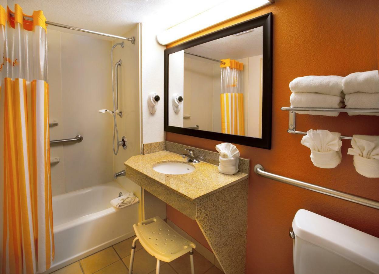 Hotel La Quinta By Wyndham International Drive North Orlando