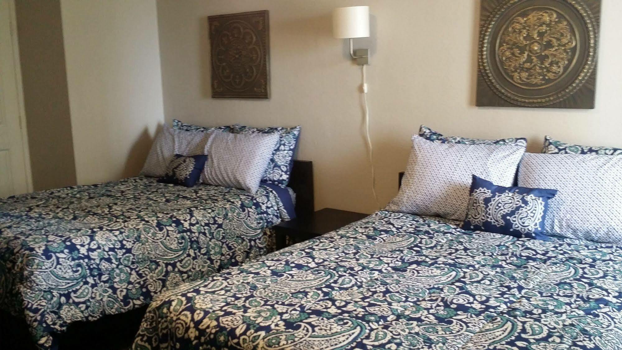 Famous Shores Hotel