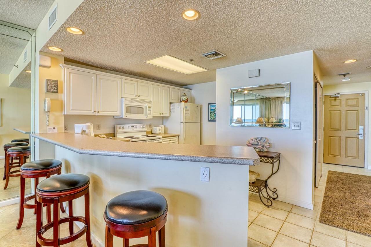 Sterling Sands 206 Apartment