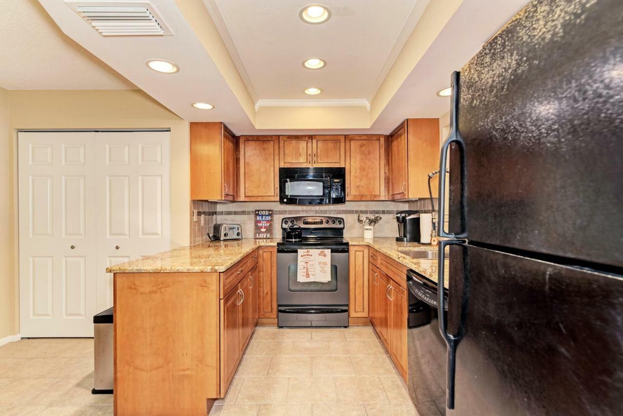 Holiday home Village Des Pins 3645, 2 Bedrooms, Pool Access, Wifi, Hot Tub, Sleeps 4 Sarasota