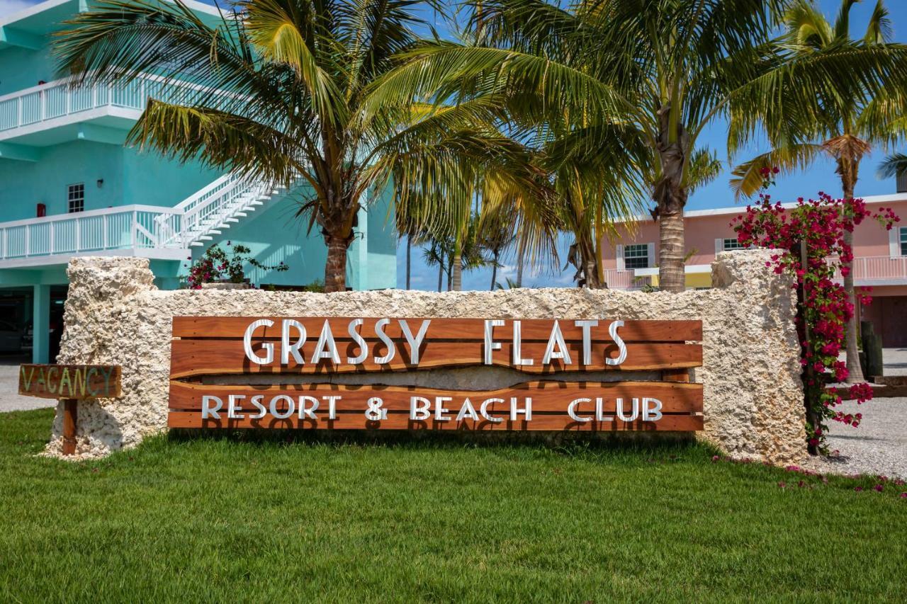 Grassy Flats & Club Hotel