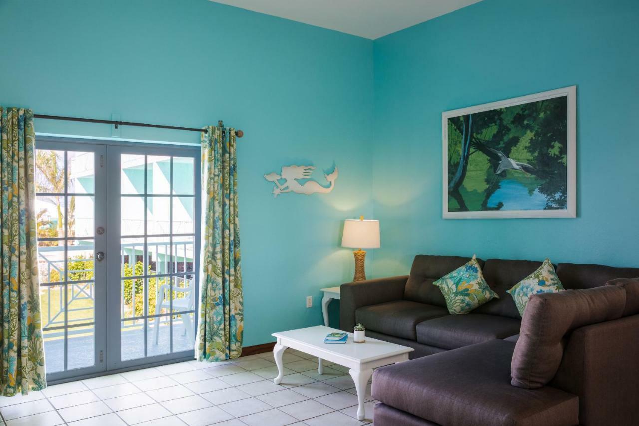 Hotel Grassy Flats & Club 3*