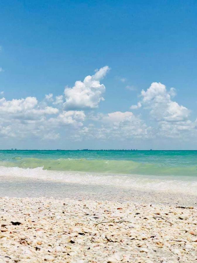 Apartment Siesta On The Beach Unit 405 *