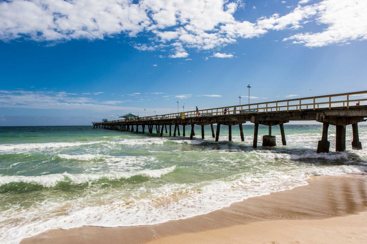 4145 By The Sea & Inn 3*