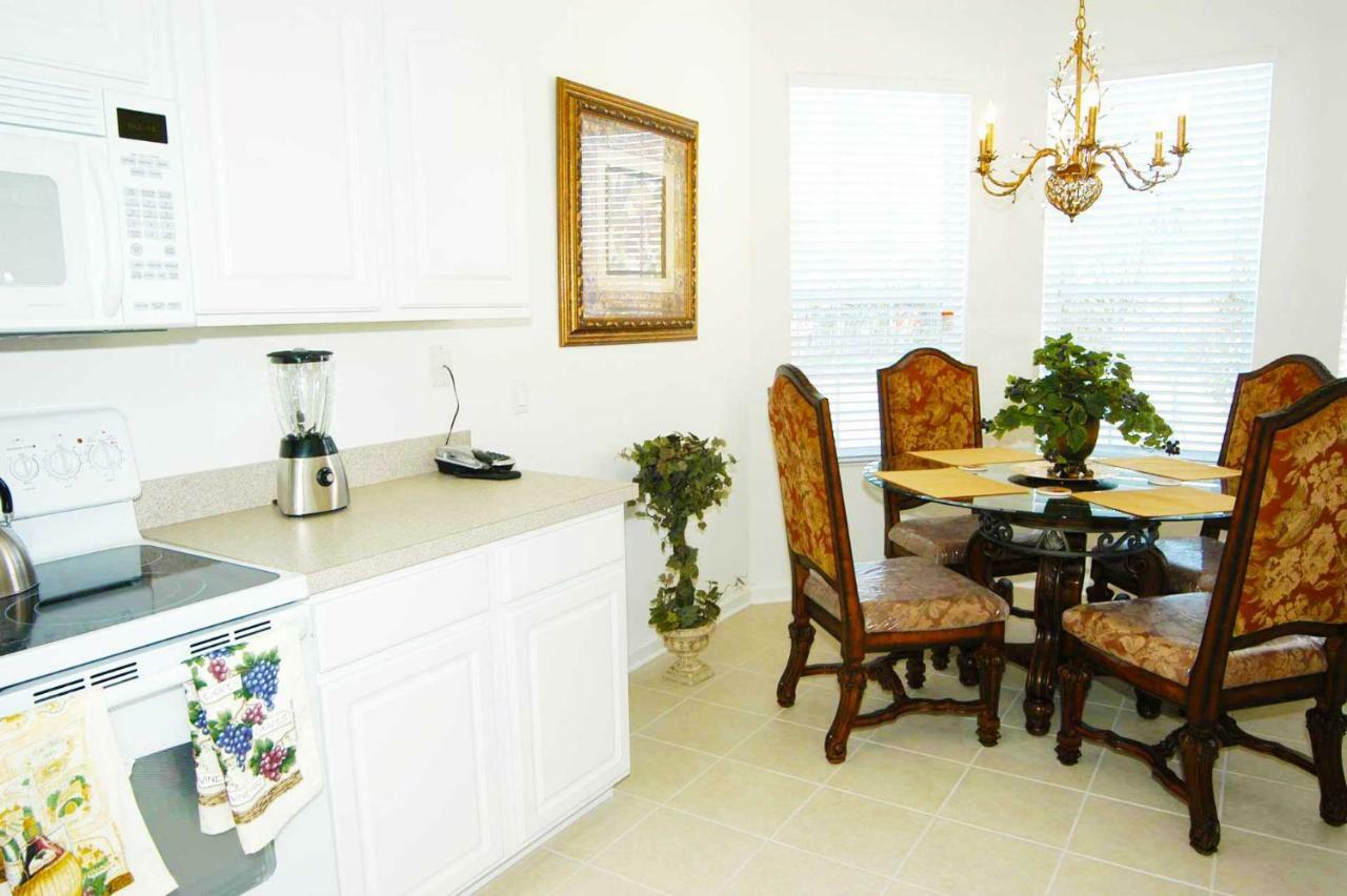 Windsor Hills - Enchanted Crystal Castle Holiday home