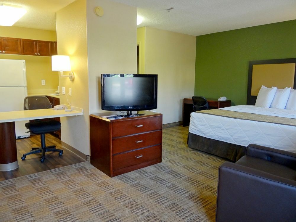 Extended America Premier - Lauderdale - Cypress Creek - Park North Hotel