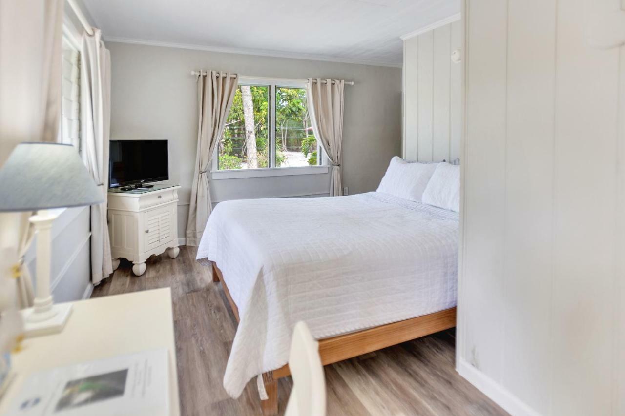 Inn Parrot Nest Sanibel