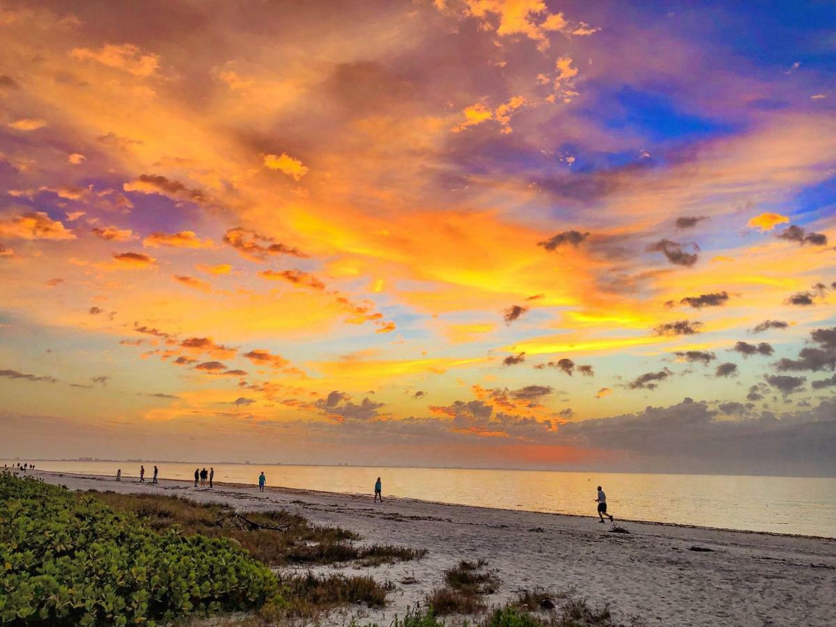 Arms West Sanibel