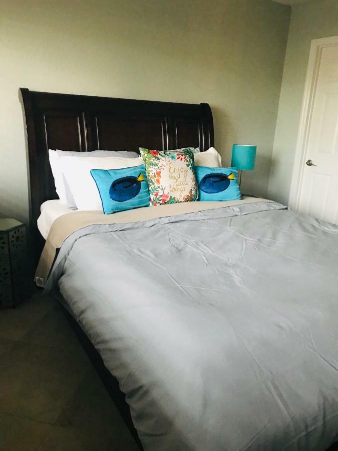 Apartment Treasure Island Beach, Fl Waterfront Located Steps Away From The Intracoastal Waterway St. Pete Beach