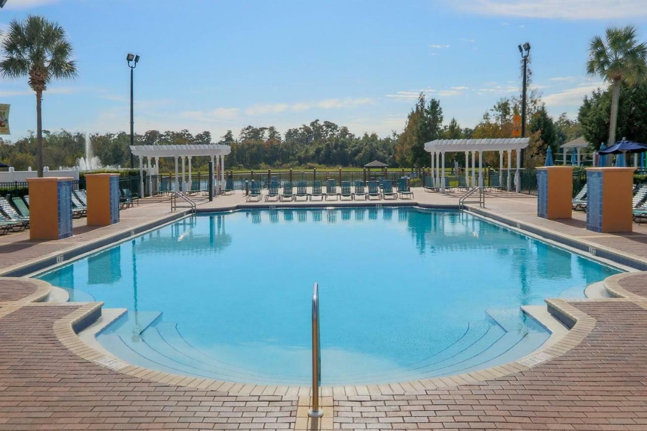 Holiday home Lakeside Resort: Family-friendly Getaway Near
