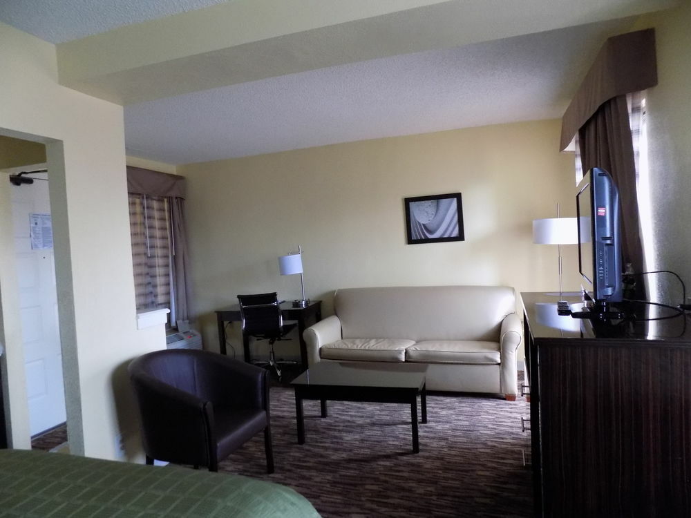 Boca Deerfield Beach; Surestay Collection By Bw Deerfield Beach