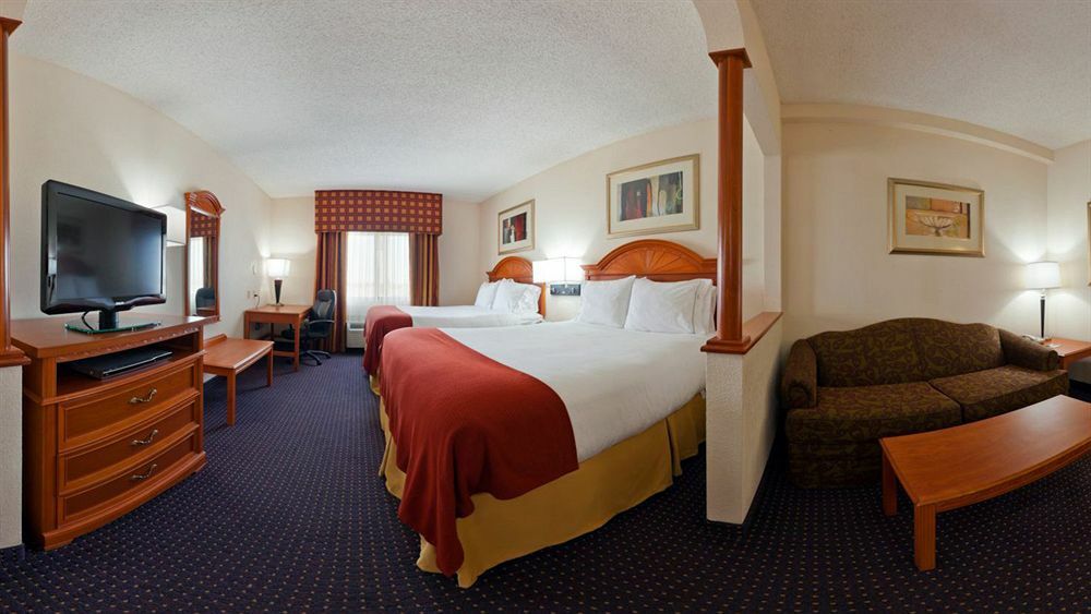 Express And Lauderdale Airport West By Ihg Davie