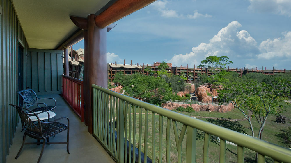 Lodge Disney's Animal Kingdom Four Corners