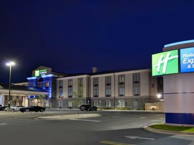 Fairfield & By Marriott Walton Hurlburt Area Fort Walton Beach