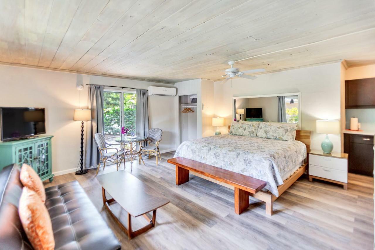 Inn Parrot Nest Sanibel
