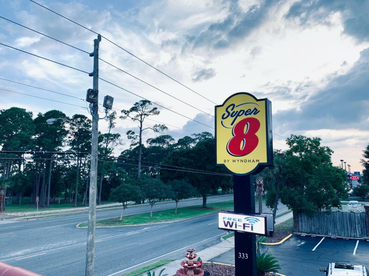 Super 8 By Wyndham Ft Walton Motel