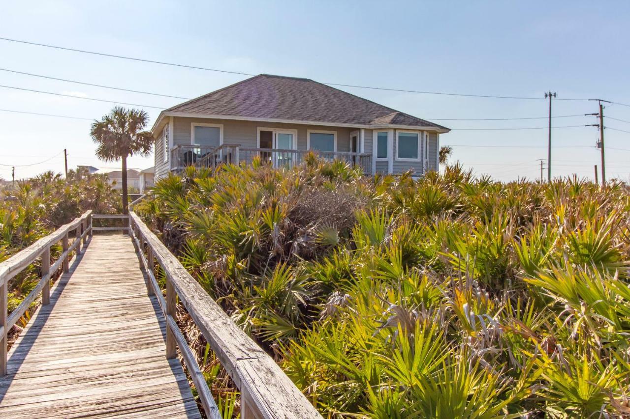 Harmony House, Sleeps 11, 3 Bedrooms, Front Holiday home *
