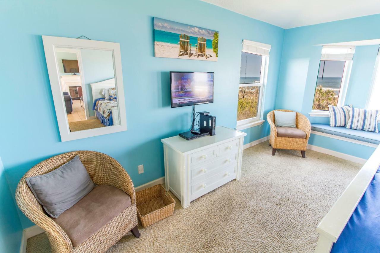 Holiday home Harmony House, Sleeps 11, 3 Bedrooms, Front