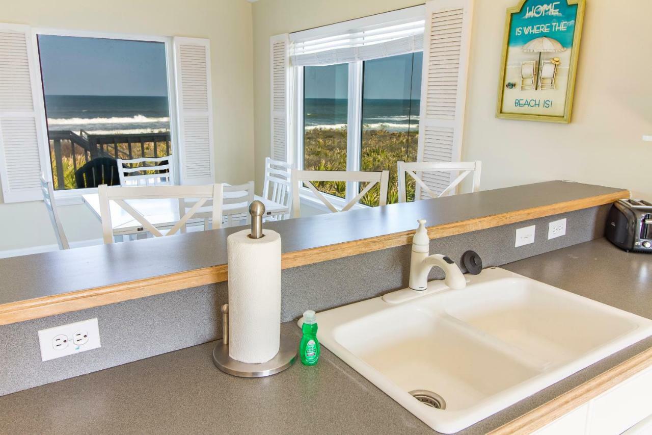 Harmony House, Sleeps 11, 3 Bedrooms, Front Palm Coast