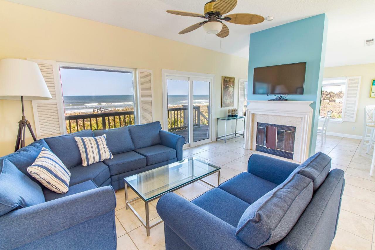 Harmony House, Sleeps 11, 3 Bedrooms, Front Holiday home