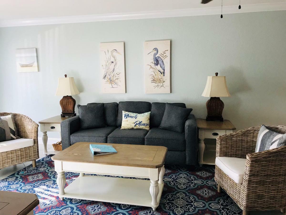 Apartment Treasure Island Beach, Fl Waterfront Located Steps Away From The Intracoastal Waterway *