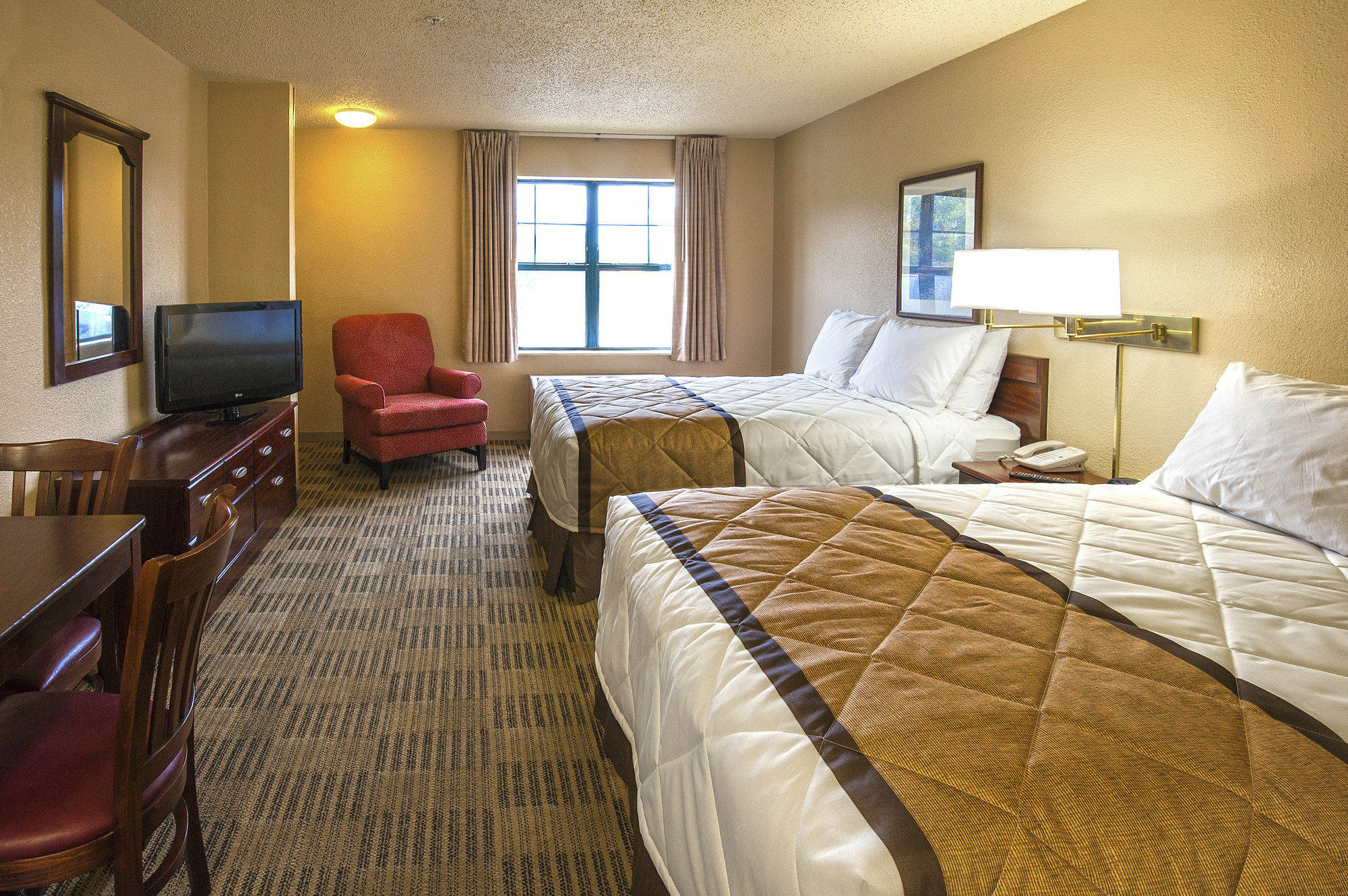 Extended America Select - - Southside - St Johns Towne Ctr 2*