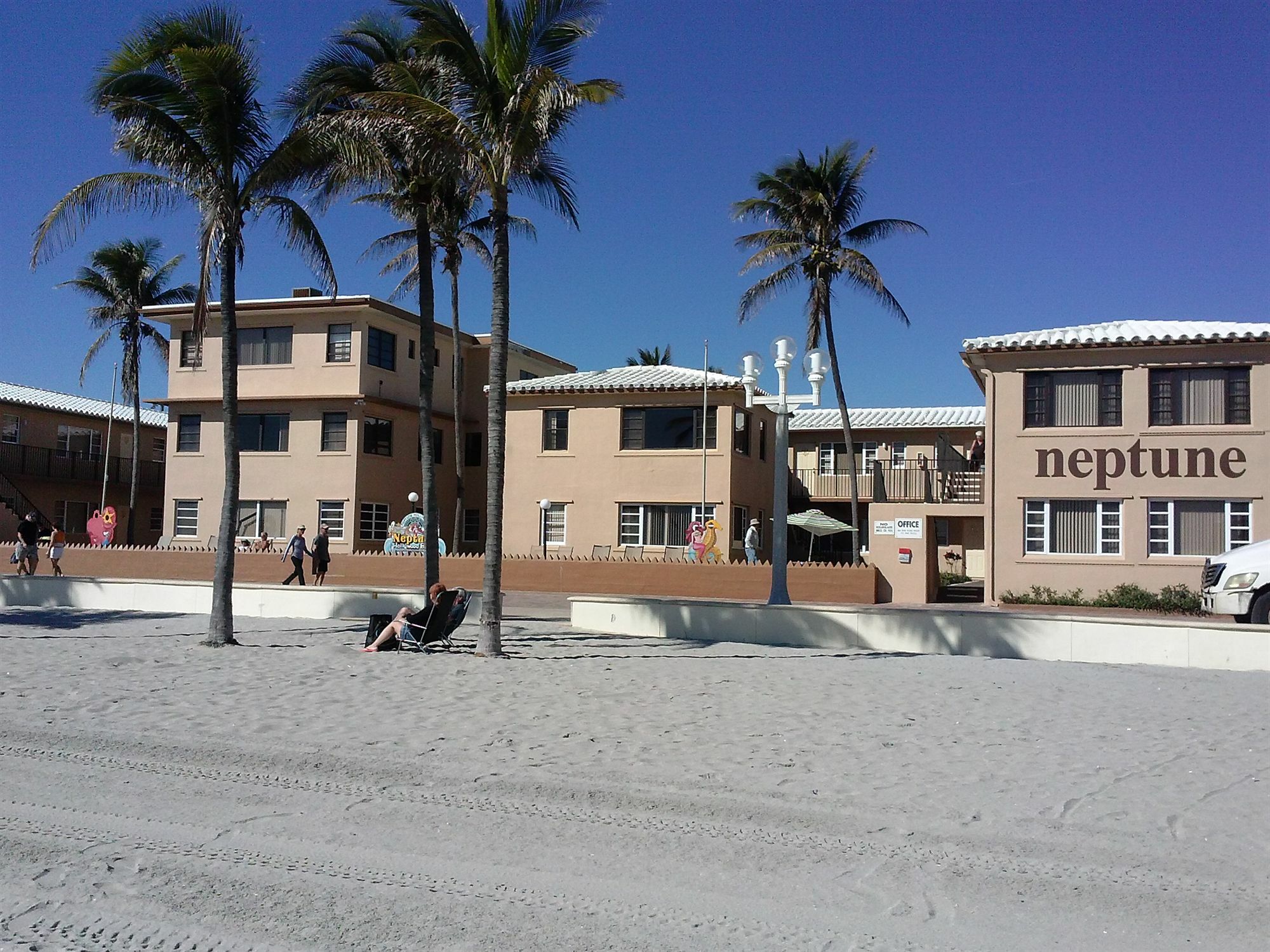 Apartment Neptune Oceanfront Rentals