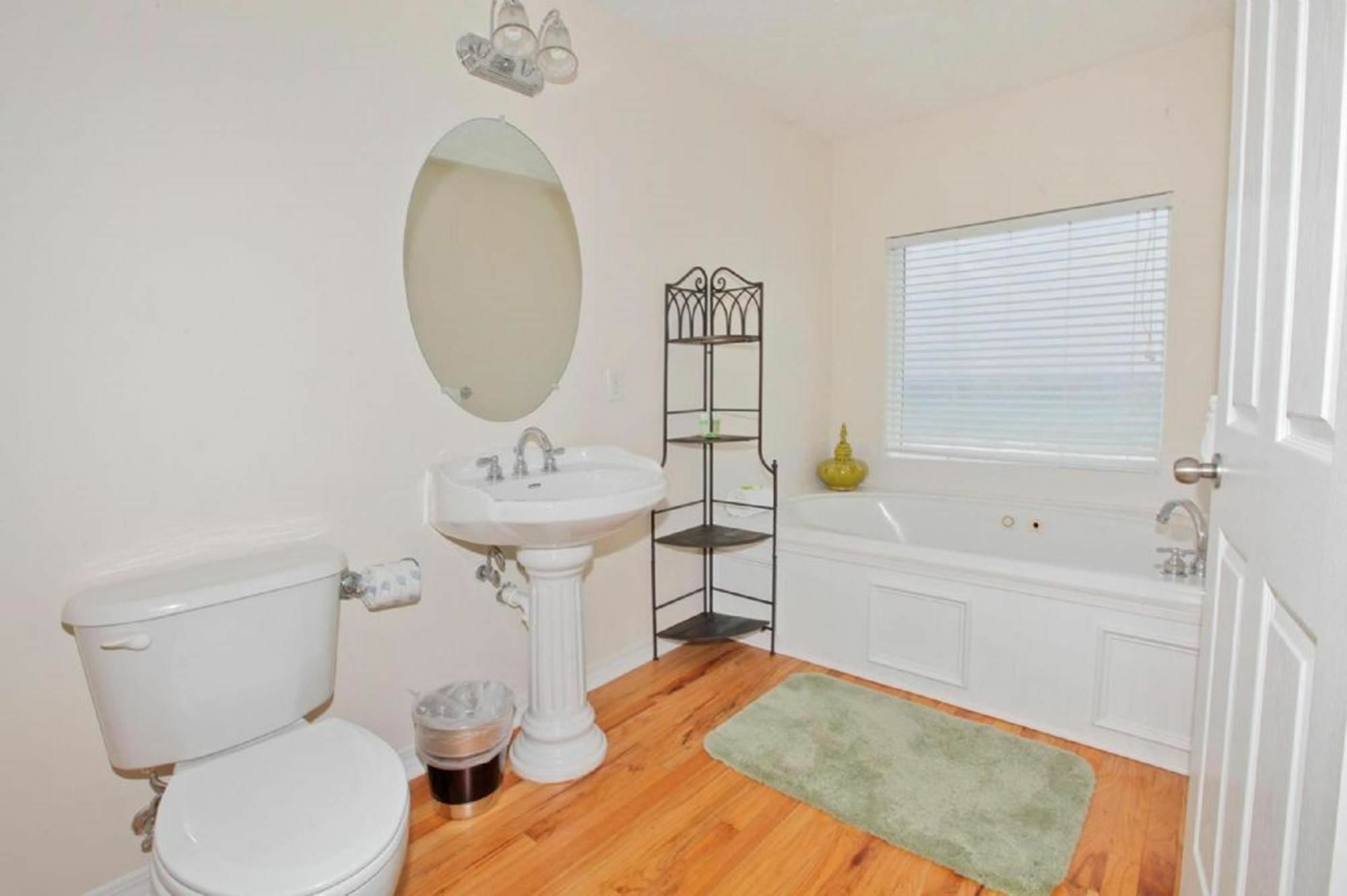 Apartment Southern Exposure Townhome By Panhandle Getaways *