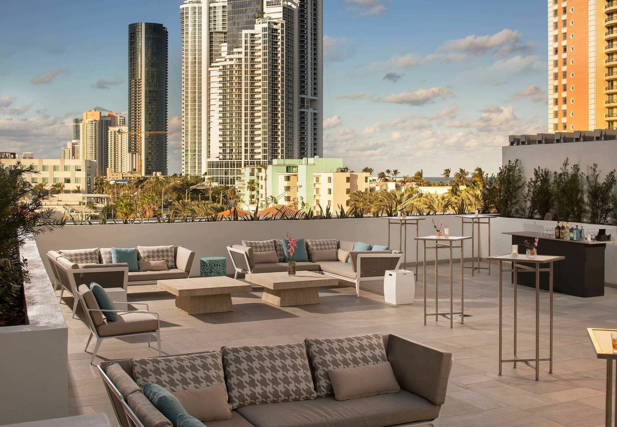Miami Sunny Isles Hotel