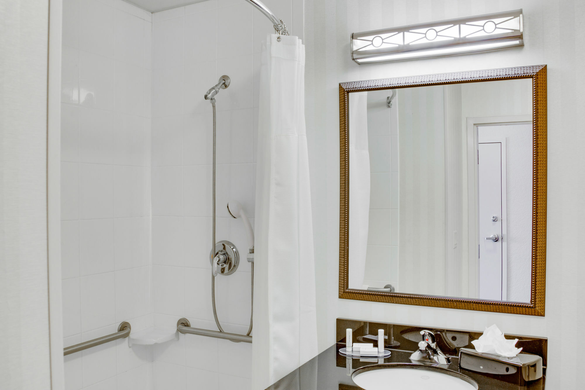 Fairfield By Marriott & West/palm Bay Hotel 3*