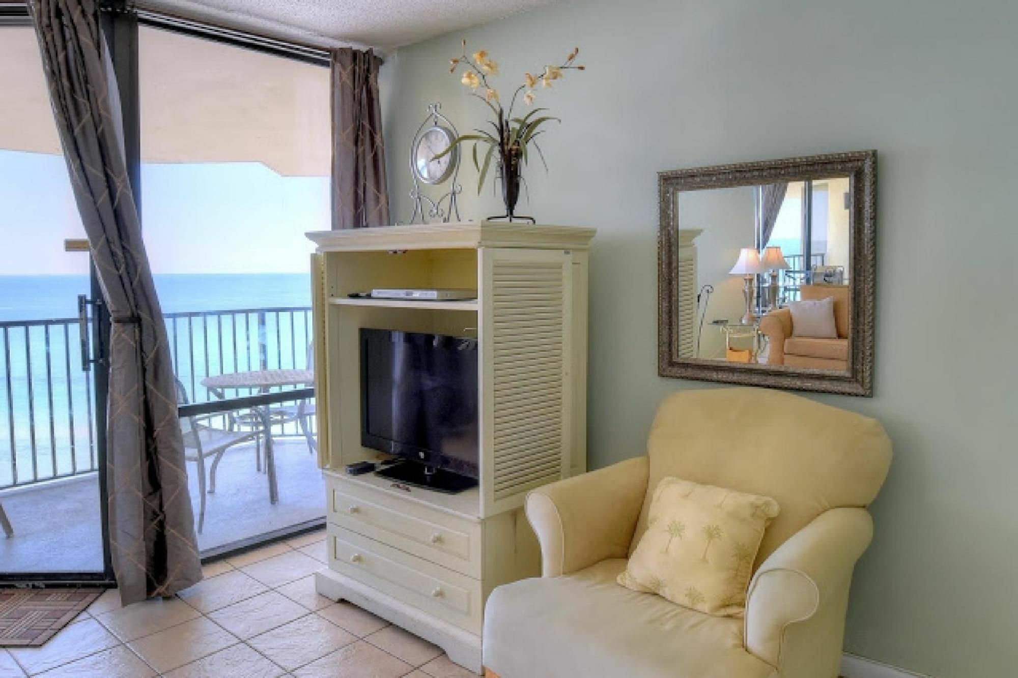 Apartment 1103w Sunbird *