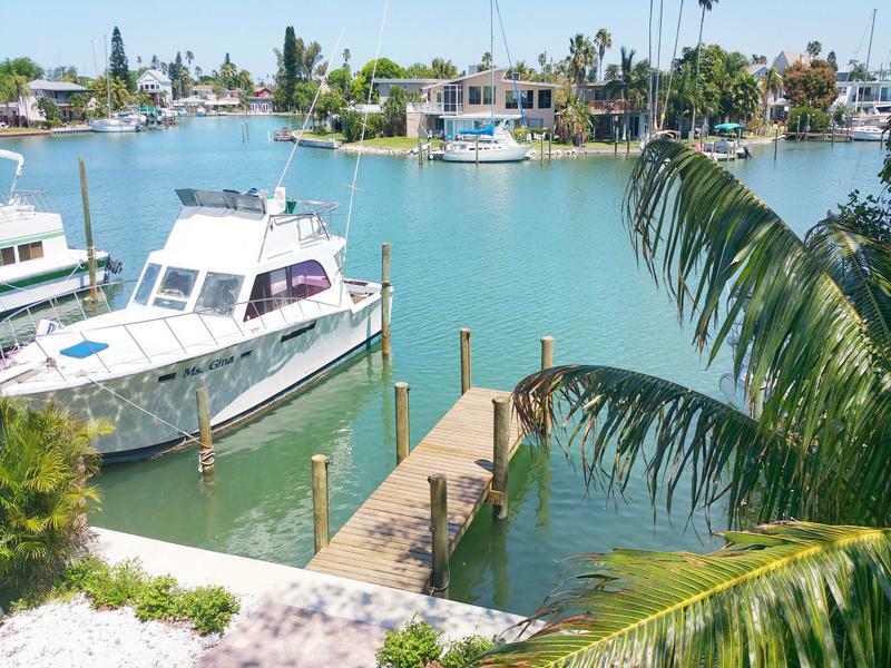 Hotel Belle Vista Madeira Beach