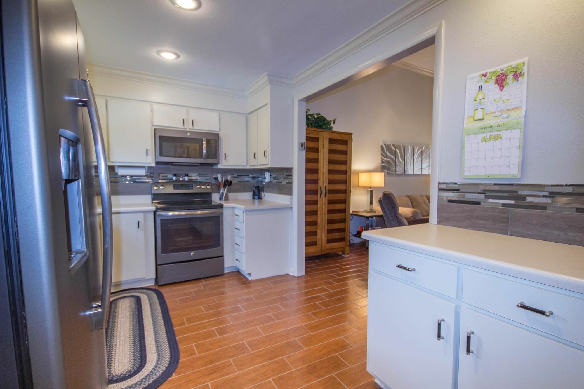 The Hole In One Apartment